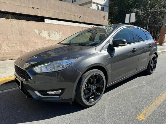 FORD FOCUS 1.6 SE PLUS 16V FLEX 4P MANUAL FORD FOCUS 1.6 SE PLUS 16V FLEX 4P MANUAL